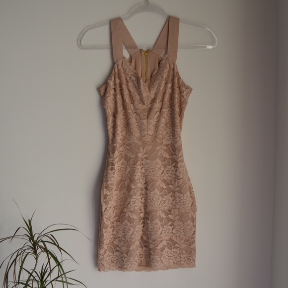 GUESS Bodycon Bandage Lace Dress - Picture 3 of 8